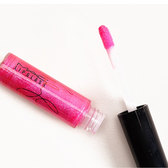 Miley Cyrus Mac Lip Gloss LIMITED NIB - Picture 2 of 5